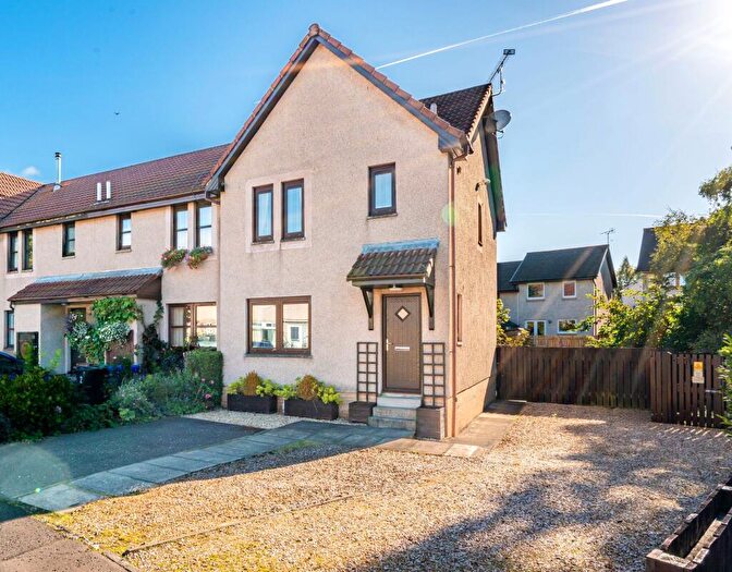 3 Bedroom End Of Terrace House For Sale In Cameron Crescent, Kippen, FK8