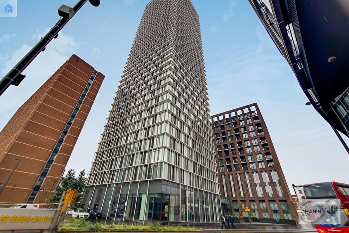 1 Bedroom Flat To Rent In Stratosphere Tower, Stratford, E15