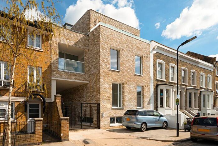 3 Bedroom Flat For Sale In Powell Road, Enclave Collection, E5