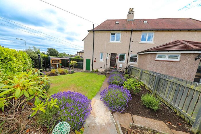 2 Bedroom Semi-Detached House For Sale In Whinney Knowe, North Queensferry, KY11