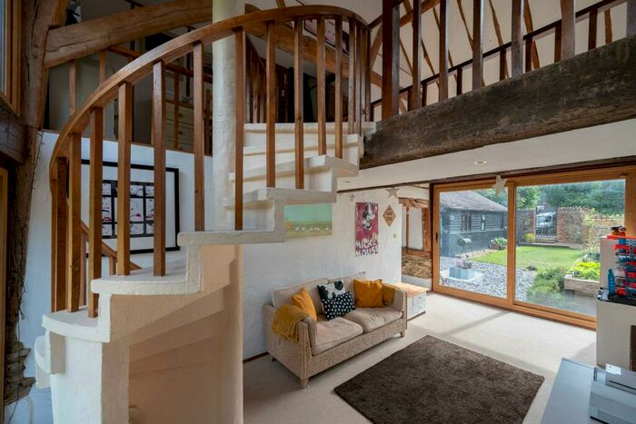 5 Bedroom Detached House For Sale In Fulfords Hill, Itchingfield, RH13