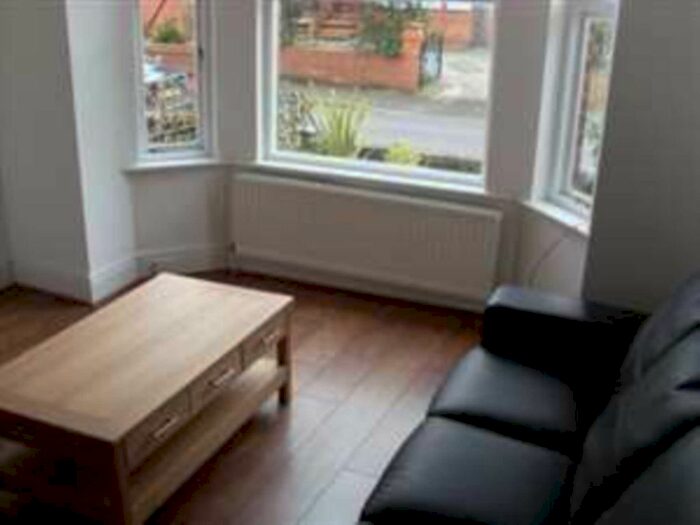3 Bedroom Semi-Detached House To Rent In Nuneham Avenue, Withington M20