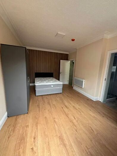 Studio To Rent In Ashburnham Road, Luton, LU1