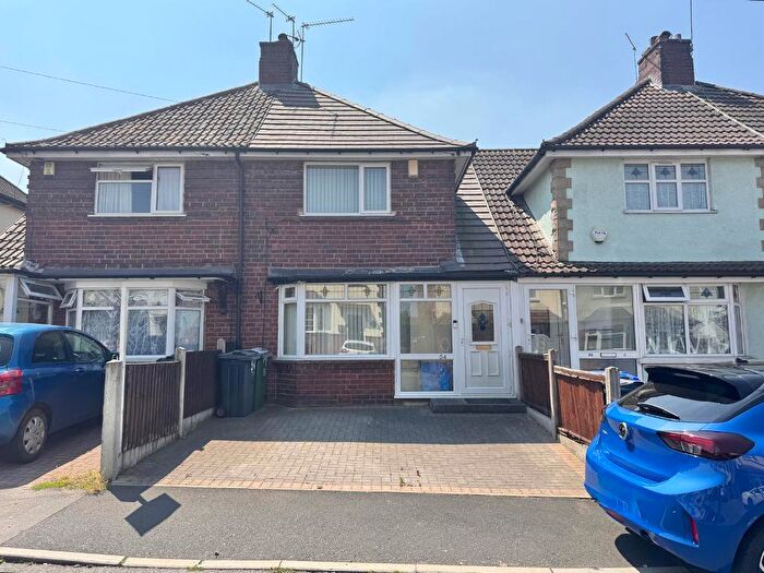 2 Bedroom Terraced House For Sale In Stanway Road, West Bromwich, West Midlands, B71
