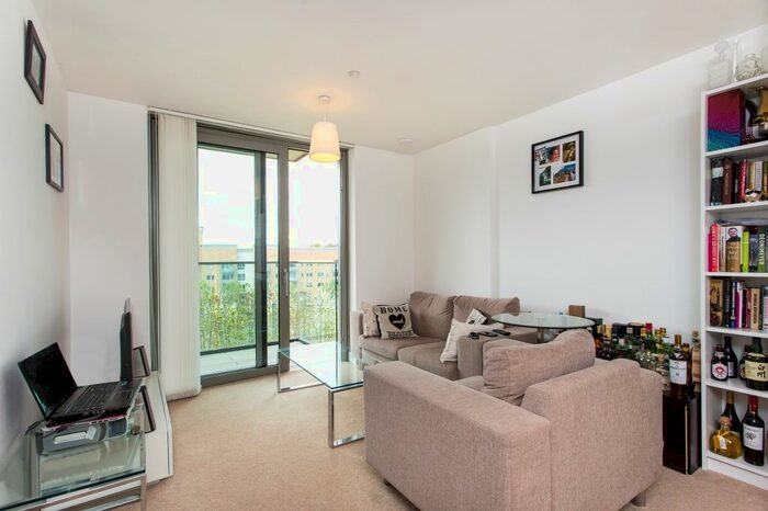 1 Bedroom Flat To Rent In Sienna Alto, The Renaissance, Lewisham, SE13
