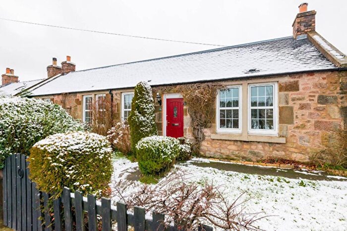 3 Bedroom Detached House To Rent In Kirkettle Cottages, Roslin, Midlothian, EH25