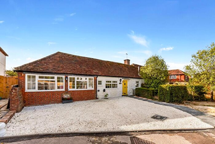 2 Bedroom Semi-Detached Bungalow For Sale In Barton Close, Pagham, PO21