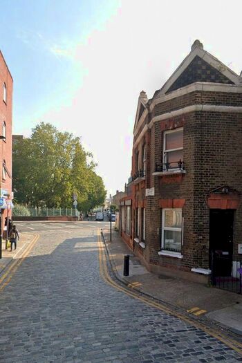 5 Bedroom Terraced House To Rent In Raven Row, Whitechapel, Aldgate, London, E1