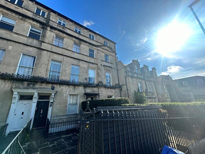 1 Bedroom Flat To Rent In Belvedere Villas, Bath, BA1