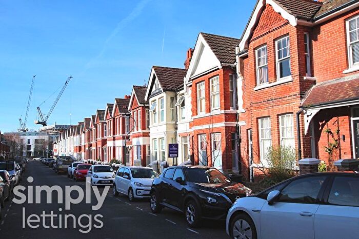 Studio To Rent In Addison Road, Hove, BN3