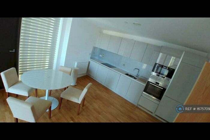 1 Bedroom Flat To Rent In Station Road, London, SE13