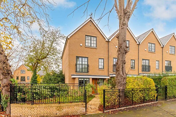 5 Bedroom End Of Terrace House To Rent In Lawrie Park Crescent, Sydenham, London, SE26