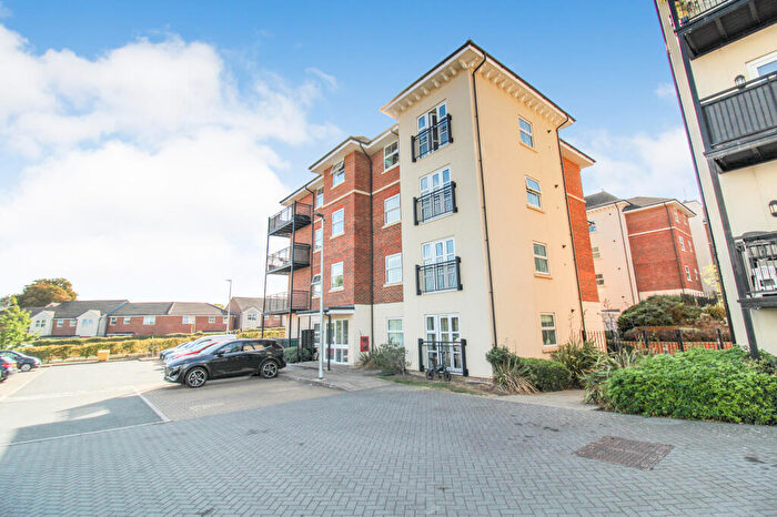 2 Bedroom Apartment For Sale In Lewis House, Sopwith Drive, Farnborough, GU14