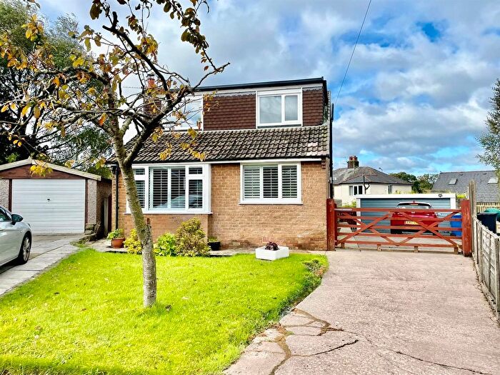 4 Bedroom Detached Bungalow For Sale In Thirlmere Drive, Withnell, Chorley, PR6