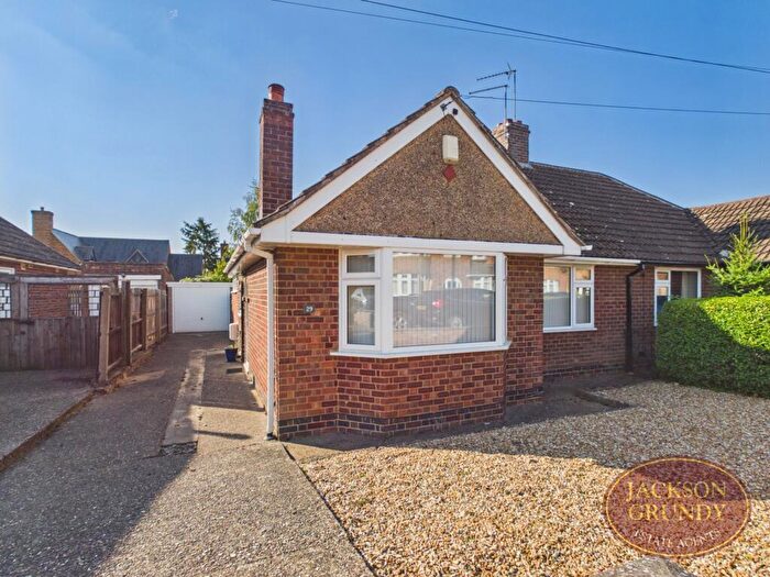2 Bedroom Semi-Detached Bungalow For Sale In The Scarplands, Duston, NN5