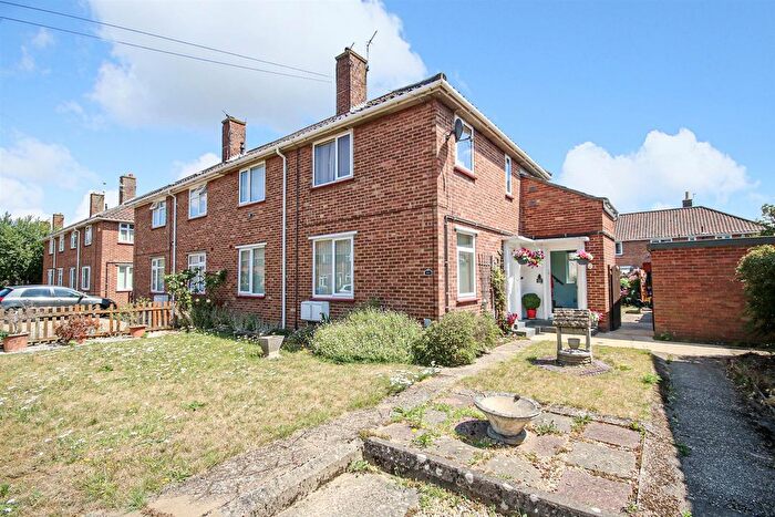 2 Bedroom Flat For Sale In Watkin Road, Norwich, NR4