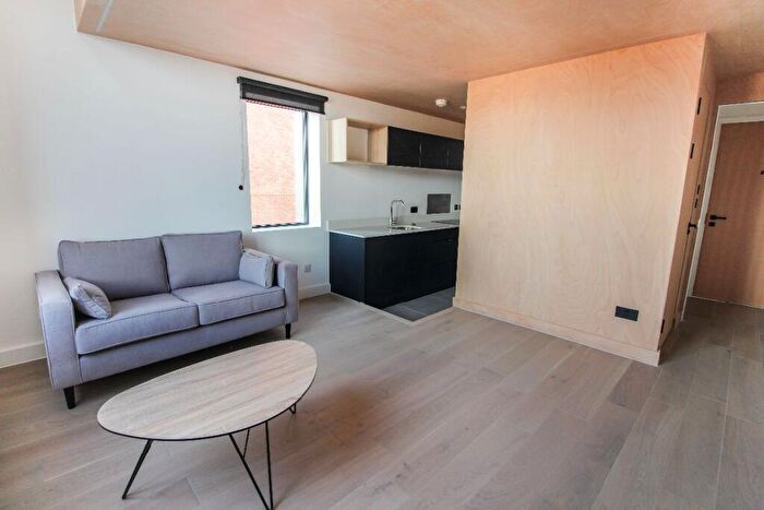 2 Bedroom Apartment To Rent In Sky Gardens, Spinners Way, M15