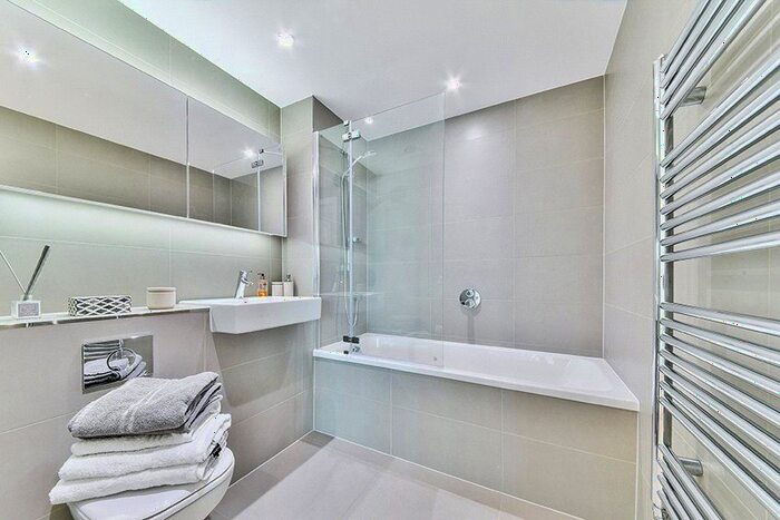 1 Bedroom Flat To Rent In Churchyard Row, SE11