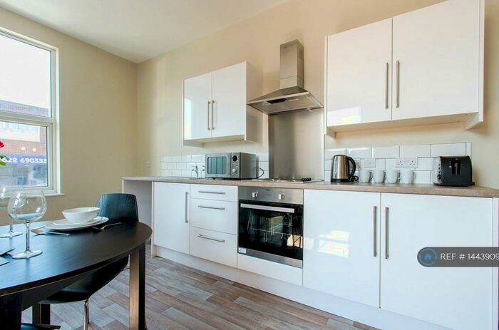 1 Bedroom Flat To Rent In Upper Stone Street, Maidstone, ME15