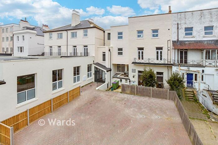 3 Bedroom Duplex For Sale In Pleydell Gardens, Folkestone, Kent, CT20