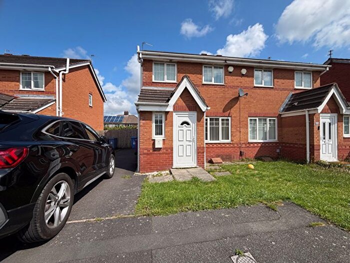 3 Bedroom Semi-Detached House To Rent In Woodhurst Crescent, Dovecot, L14