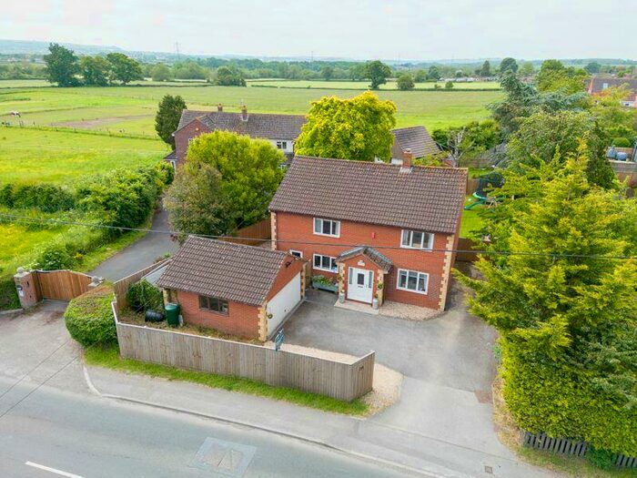 4 Bedroom Detached House To Rent In Westbury Road, North Bradley, BA14