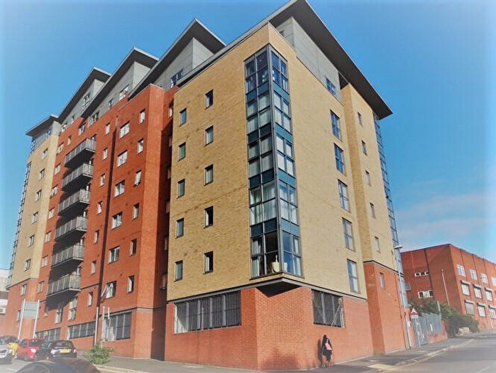 Apartment To Rent In Lincoln Gate, Red Bank, Manchester, M4