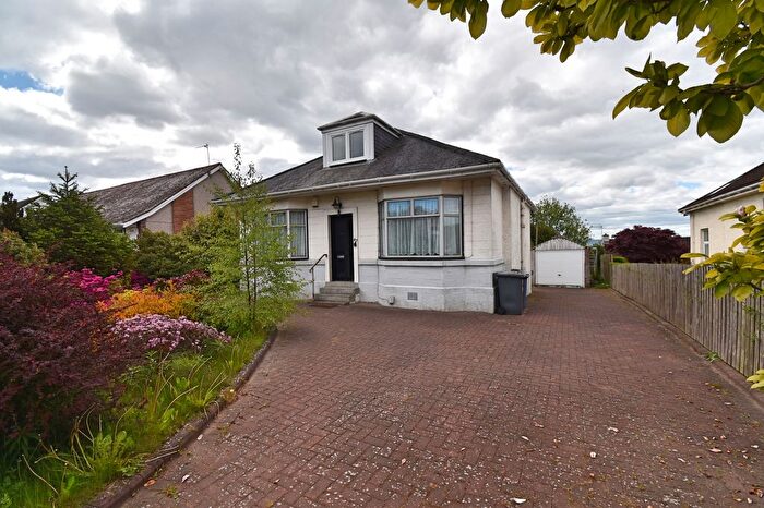 4 Bedroom Bungalow For Sale In Drumry Road, Clydebank, G81