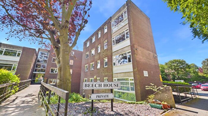 1 Bedroom Apartment For Sale In The Beeches, Didsbury, Greater Manchester, M20