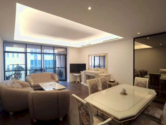 3 Bedroom Flat To Rent In Artillery Row, London, City Of Westminster, Greater London, SW1P