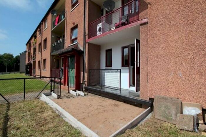 2 Bedroom Flat To Rent In Fintryside, Dundee, DD4