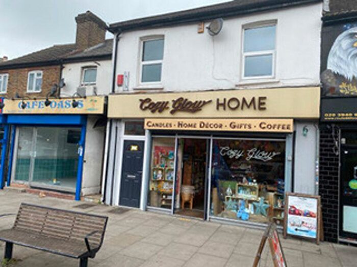 1 Bedroom Flat To Rent In Brighton Road, Coulsdon, CR5