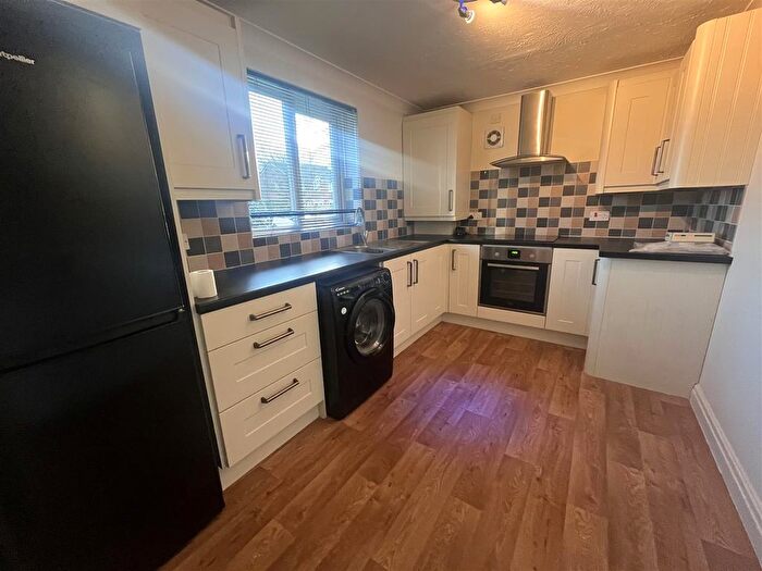 1 Bedroom Flat For Sale In Meadow View, Southport, PR8