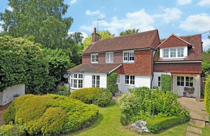 4 Bedroom Detached House To Rent In The Street, Puttenham, Guildford, GU3