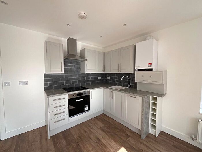 2 Bedroom Flat To Rent In Bell Hill Road, St George, Bristol, BS5
