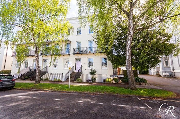 2 Bedroom Apartment For Sale In Clarence Square, Cheltenham, GL50