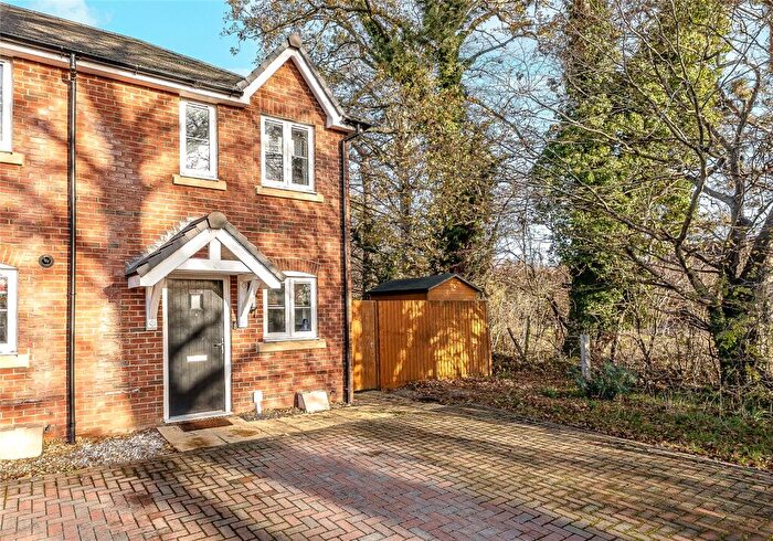 2 Bedroom End Of Terrace House For Sale In Whitfield Gardens, East Hanney, Wantage, Oxfordshire, OX12