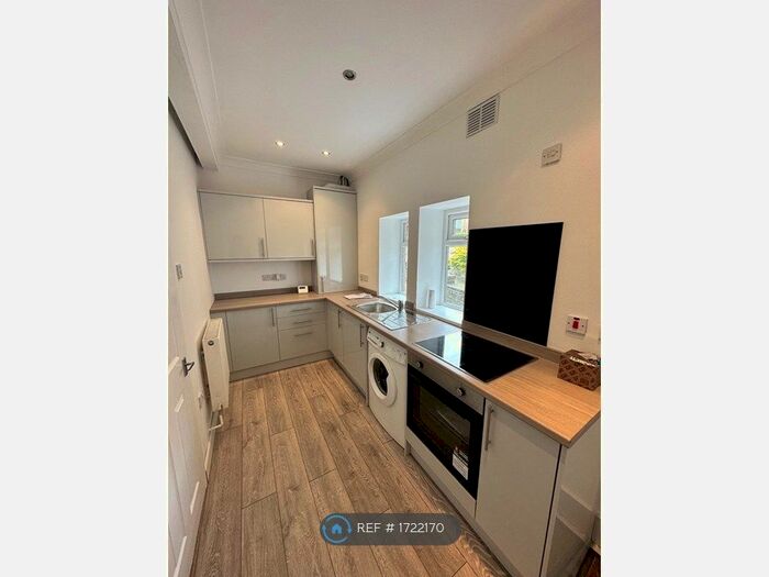 2 Bedroom Terraced House To Rent In Saddleworth Road, Greetland, Halifax, HX4