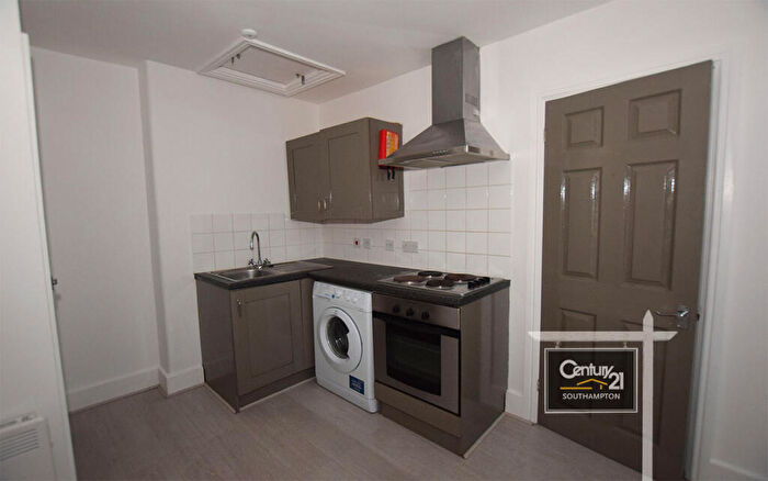 1 Bedroom Flat To Rent In |Ref: |, Powercourt Road, Portsmouth, PO2