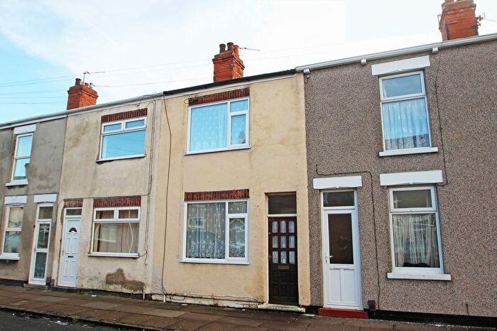 2 Bedroom Terraced House For Sale In Haycroft Street, Grimsby, DN31