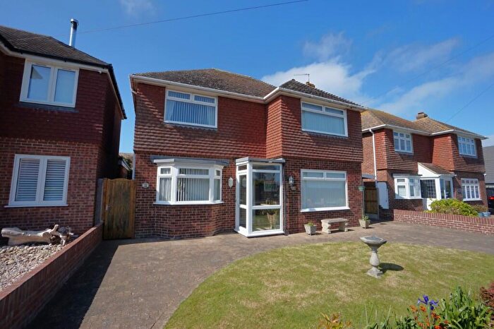 3 Bedroom Detached House For Sale In Sea View Avenue, Birchington, Kent, CT7