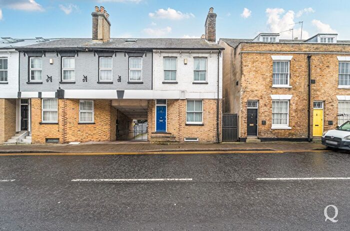 3 Bedroom Terraced House To Rent In Victoria Street, Rochester, Kent, ME1