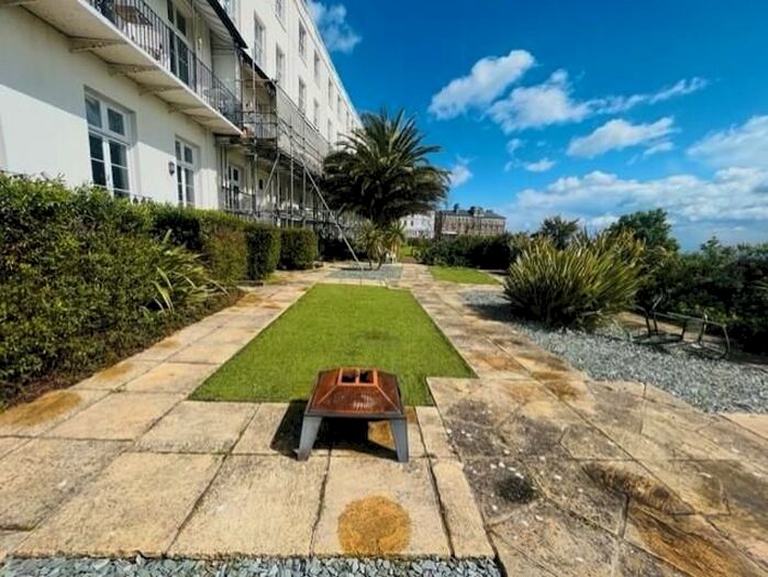 2 Bedroom Flat To Rent In St Augustines Road, Ramsgate, CT11