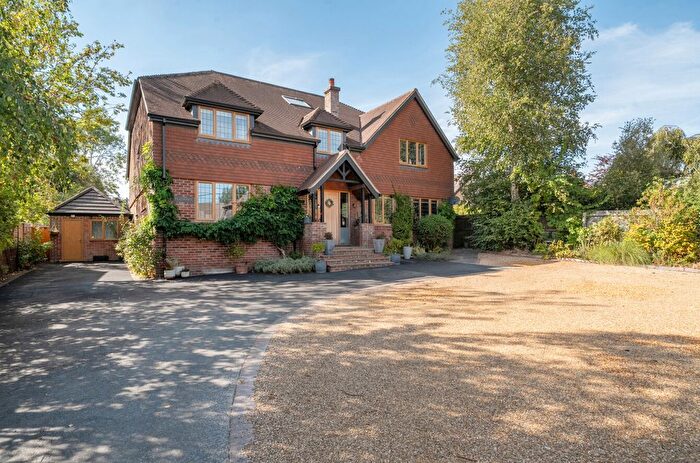 5 Bedroom Detached House For Sale In Little Bull Lane, Waltham Chase, Southampton, Hampshire, SO32