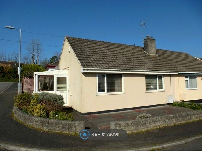 2 Bedroom Bungalow To Rent In Beverley Crescent, Hayle TR27