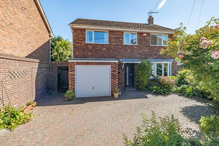 4 Bedroom Detached House For Sale In Cossington Road, Canterbury, CT1
