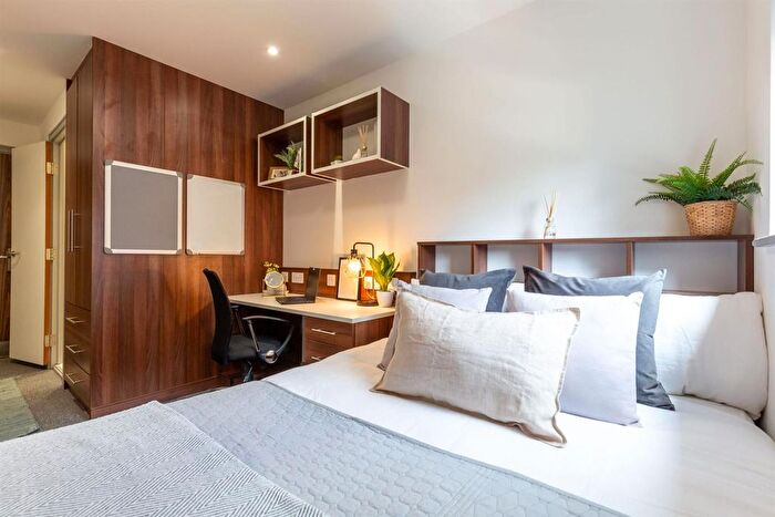 1 Bedroom Flat To Rent In Cavendish Street, Leeds, LS3