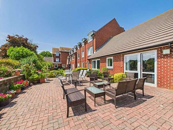 1 Bedroom Property To Rent In Goring Road, Goring-By-Sea, Worthing, BN12