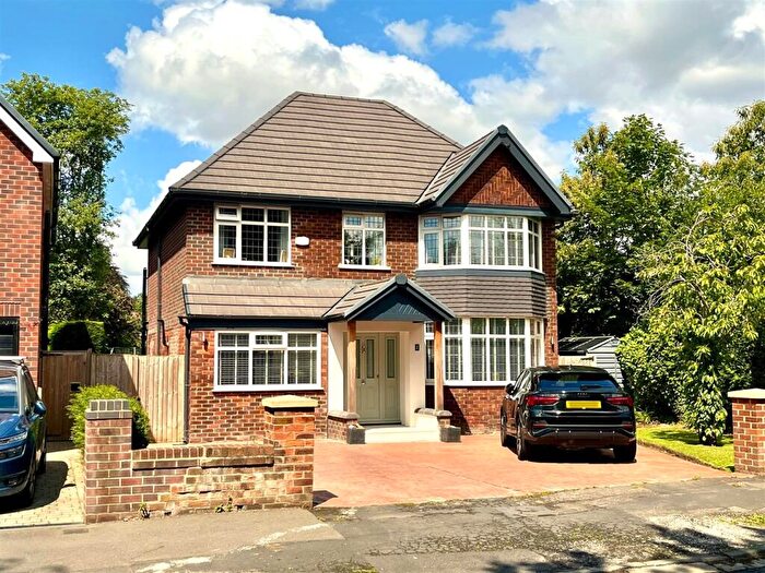 5 Bedroom Detached House To Rent In Ferndale Road, Sale, M33