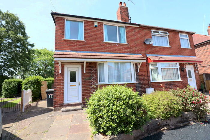 3 Bedroom Semi-Detached House To Rent In Warrington Avenue, Crewe, Cheshire, CW1